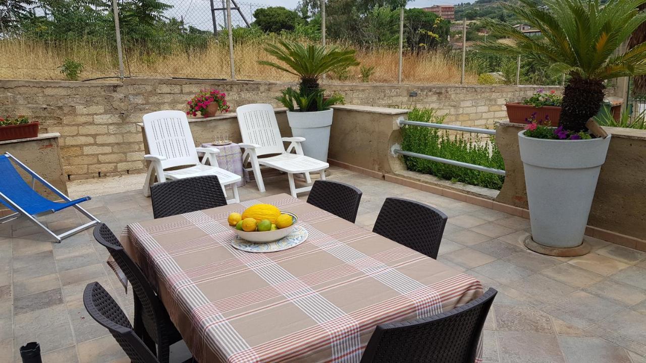 Casa Vacanze Villa Tropia Camastra Extérieur photo