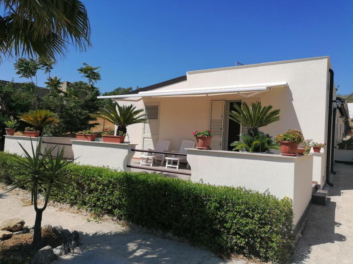 Casa Vacanze Villa Tropia Camastra Extérieur photo