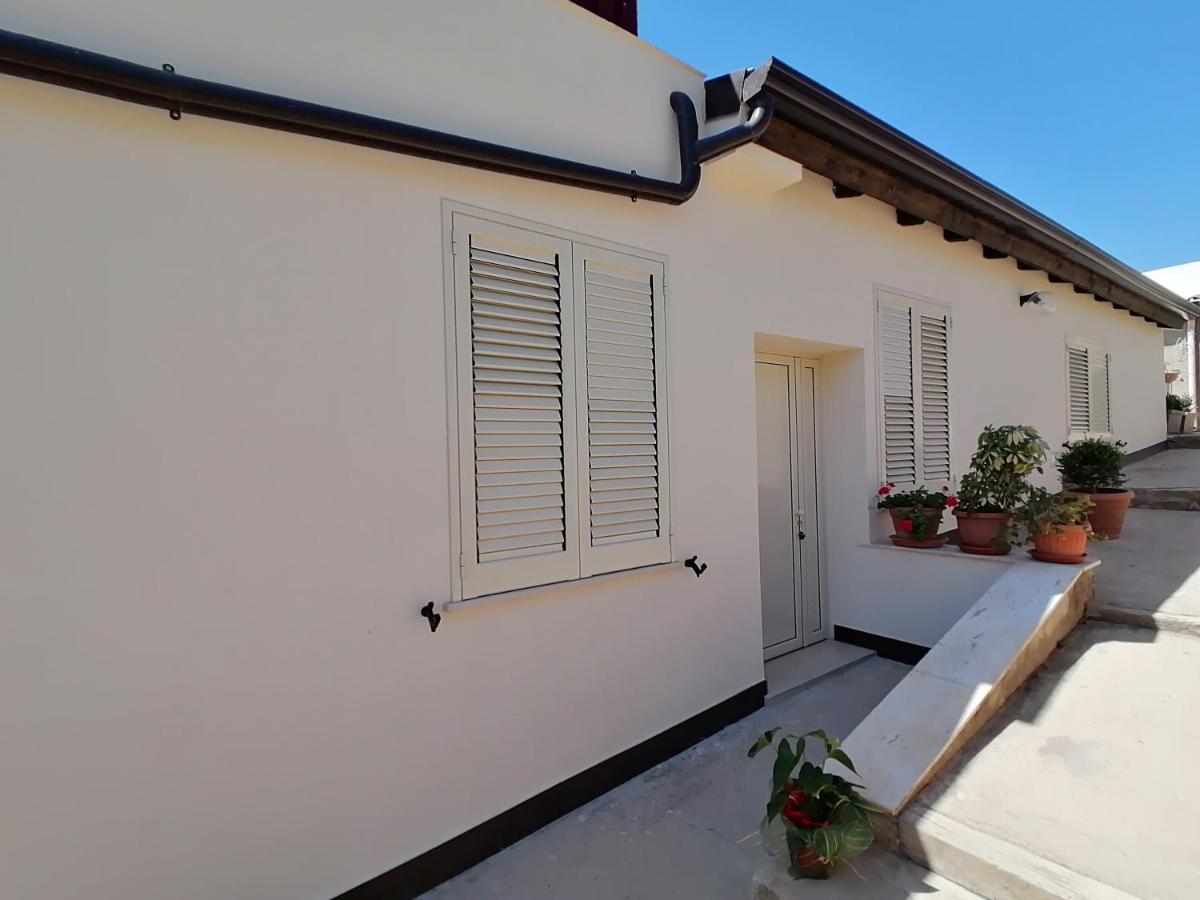 Casa Vacanze Villa Tropia Camastra Extérieur photo
